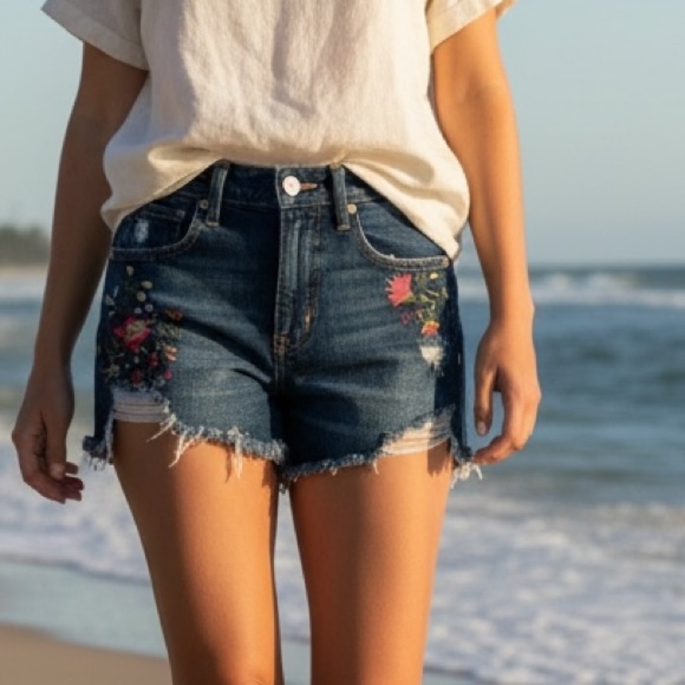 American Eagle Boho Chic Embroidered Hi-Rise Shortie Shorts 2